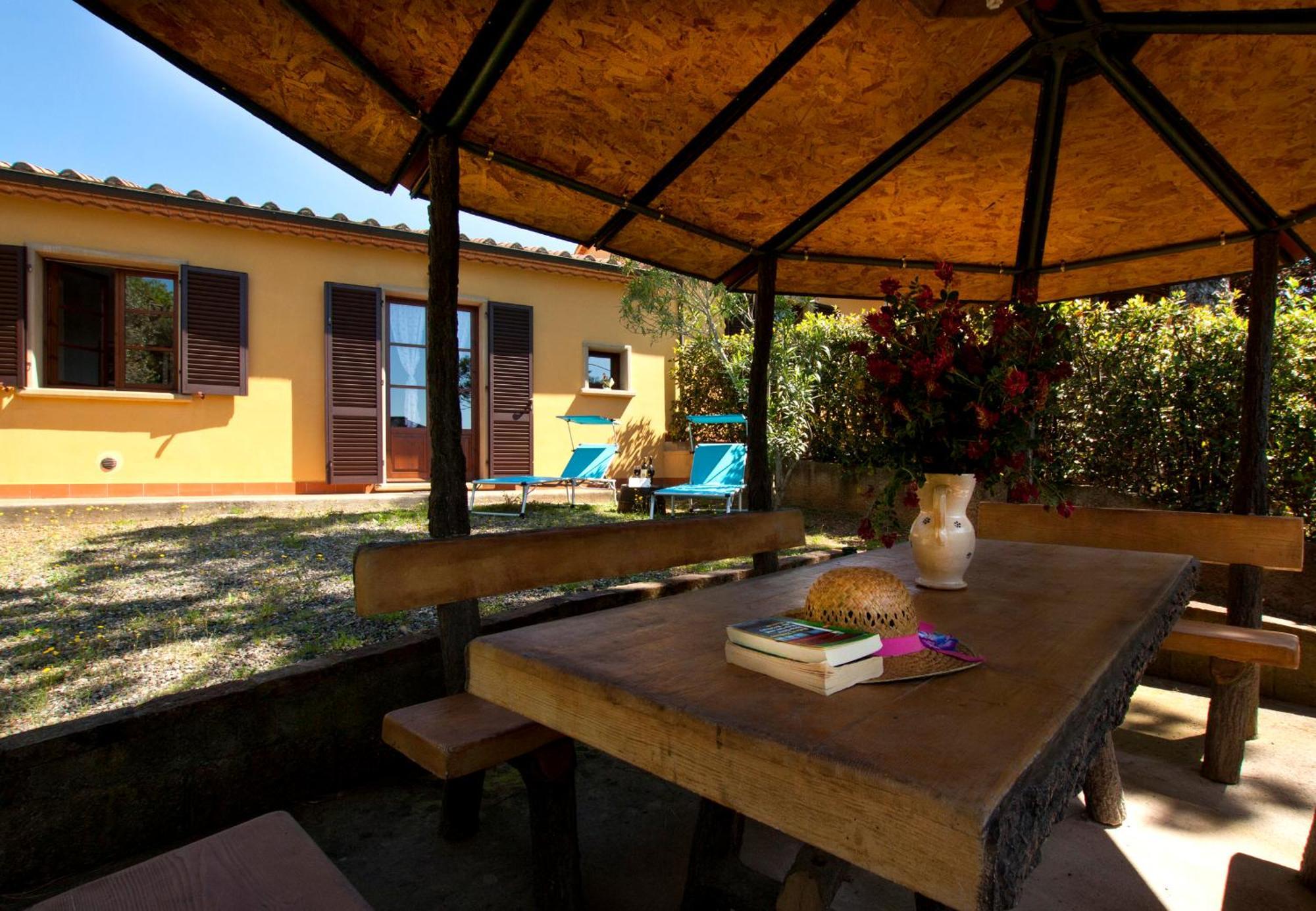 Agriturismo I Cerroni Montescudaio Exterior foto